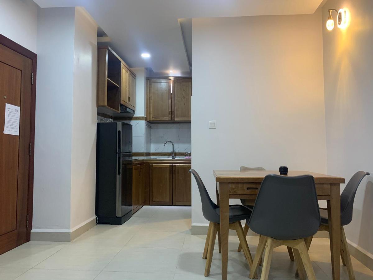 Chung cư 60 m² 2 phòng ngủ, 2 phòng tắm riêng ở Chamkar Morn Phnom Penh Ngoại thất bức ảnh